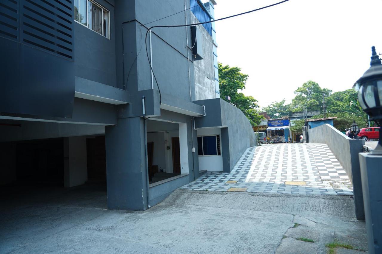 Hotel B R Regency Thiruvananthapuram Eksteriør billede