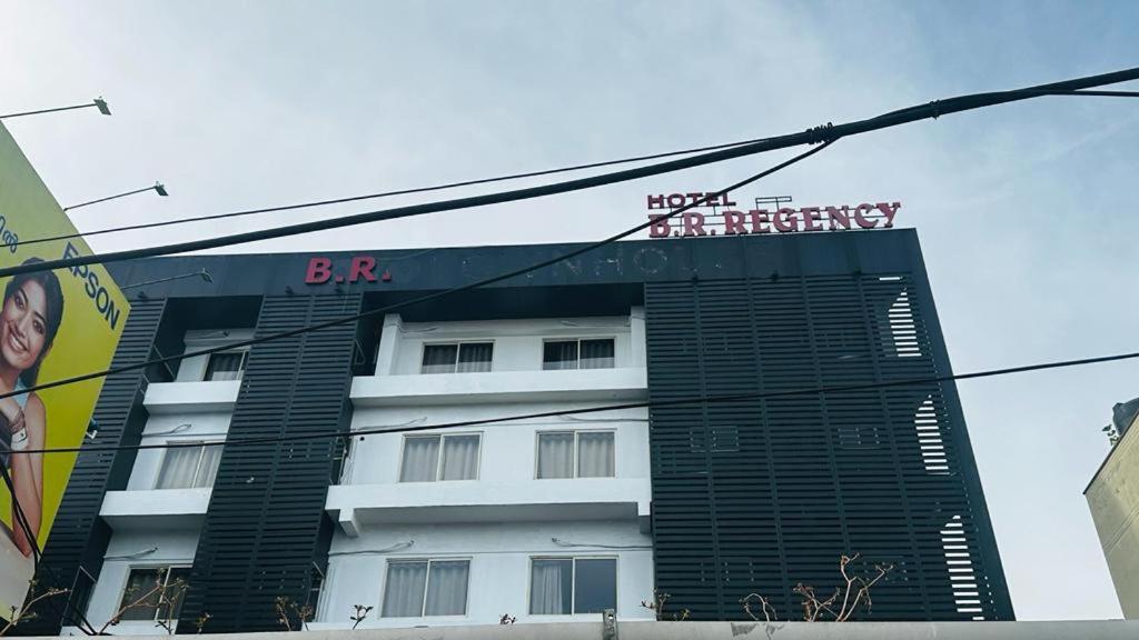 Hotel B R Regency Thiruvananthapuram Eksteriør billede
