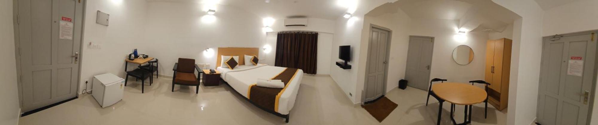 Hotel B R Regency Thiruvananthapuram Eksteriør billede